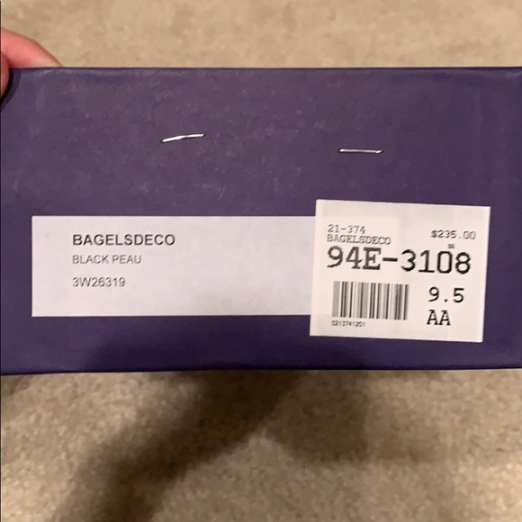 Stuart Weitzman heels - Picture 7 of 7